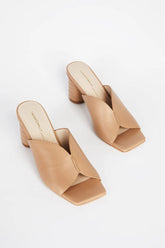 INTENTIONALLY BLANK KAMIKA SHOE