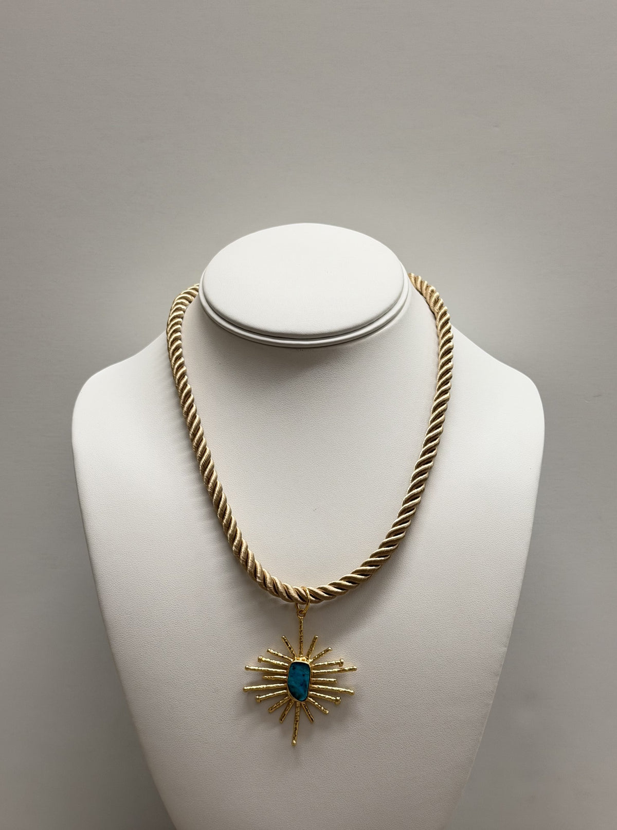 KODA AMY BURST NECKLACE