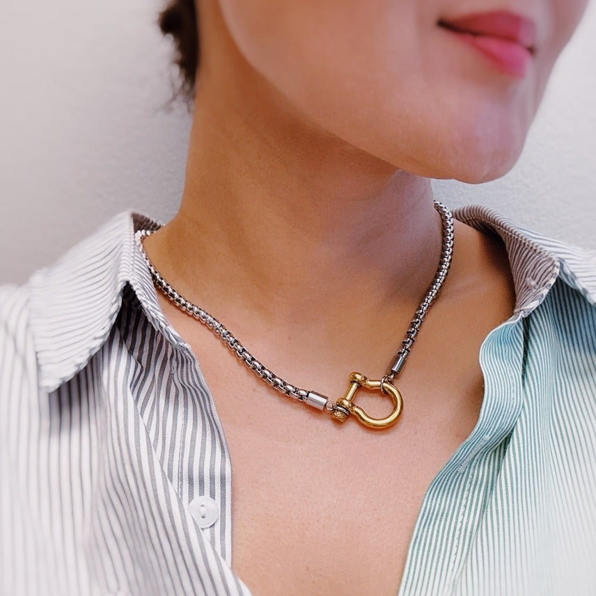 ELLISON + YOUNG LUXE PENDANT BOX CHAIN NECKLACE
