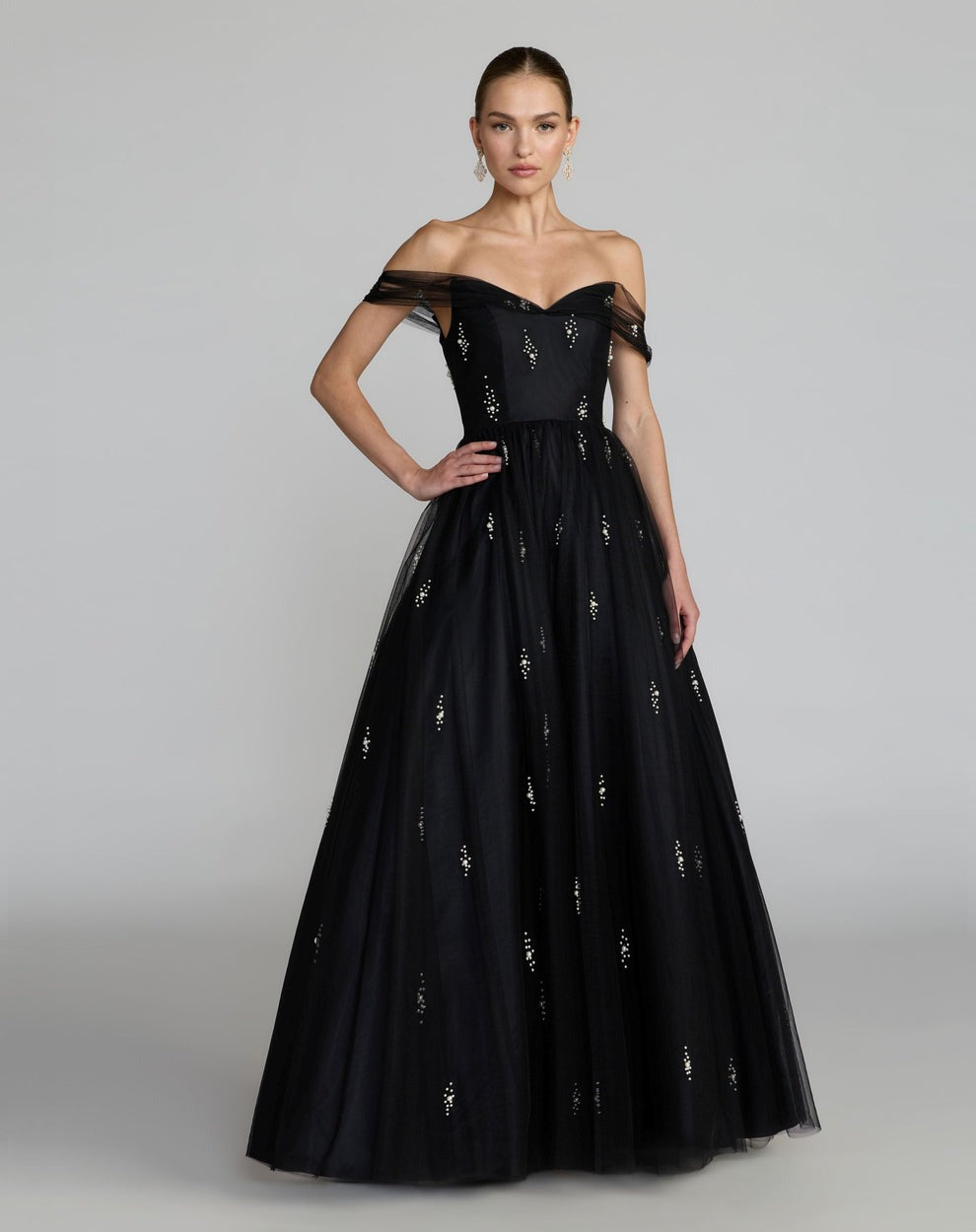 MAC DUGGAL TULLE PEARL BEADED GOWN