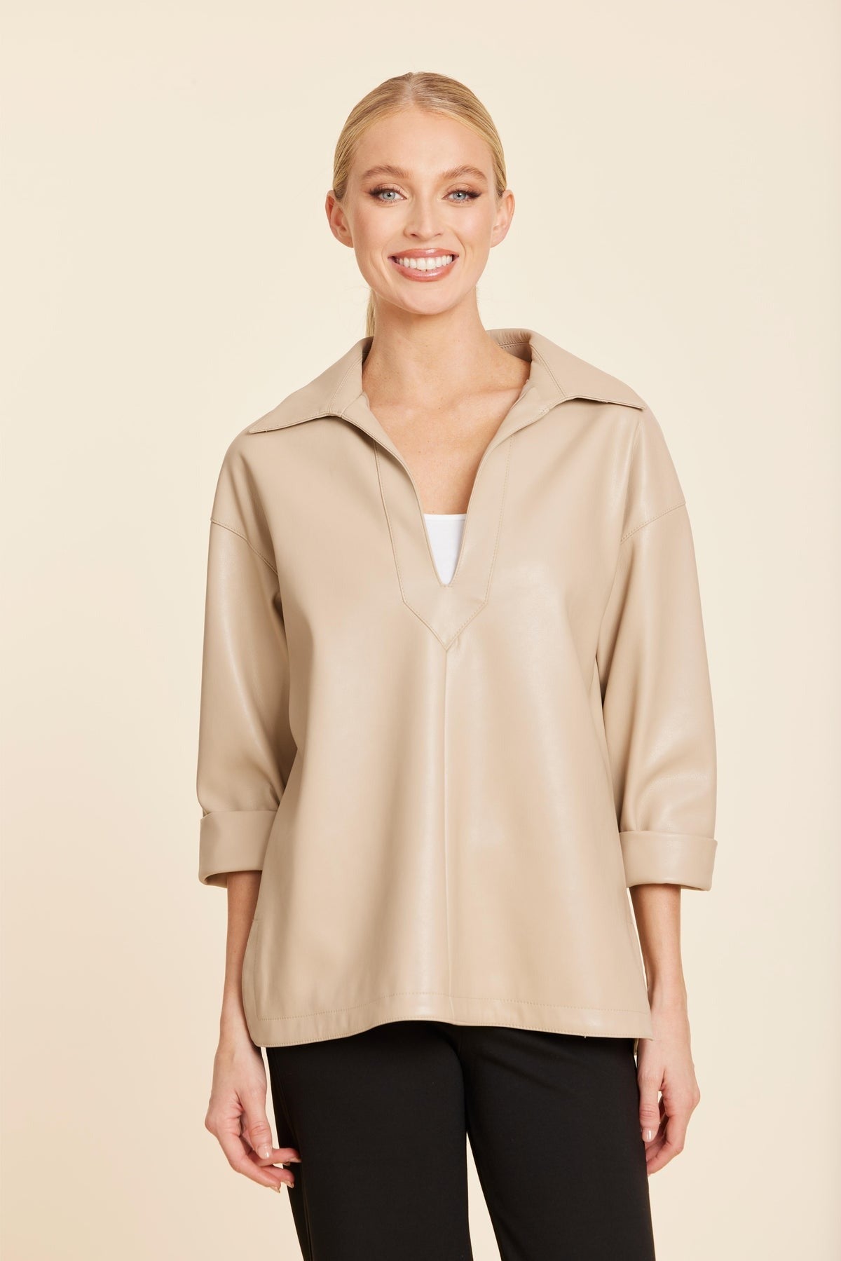 DOLCE CABO ROLLED SLEEVE V NECK