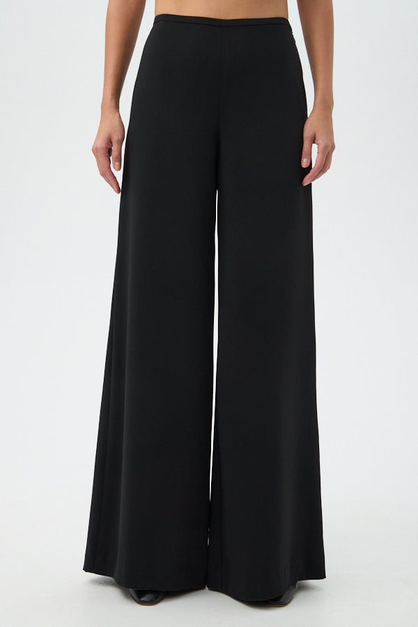 TRINA TURK LONG WEEKEND PANT