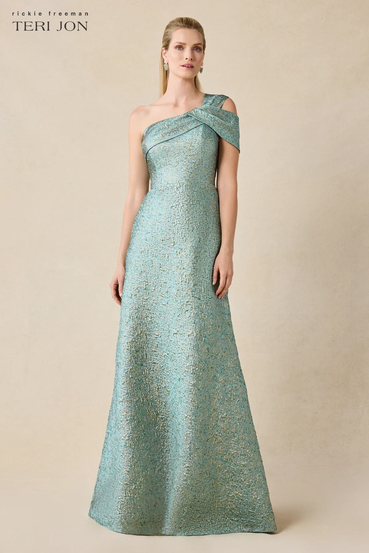 TERI JON ASSYMETRIC ONE SHOULDER GOWN