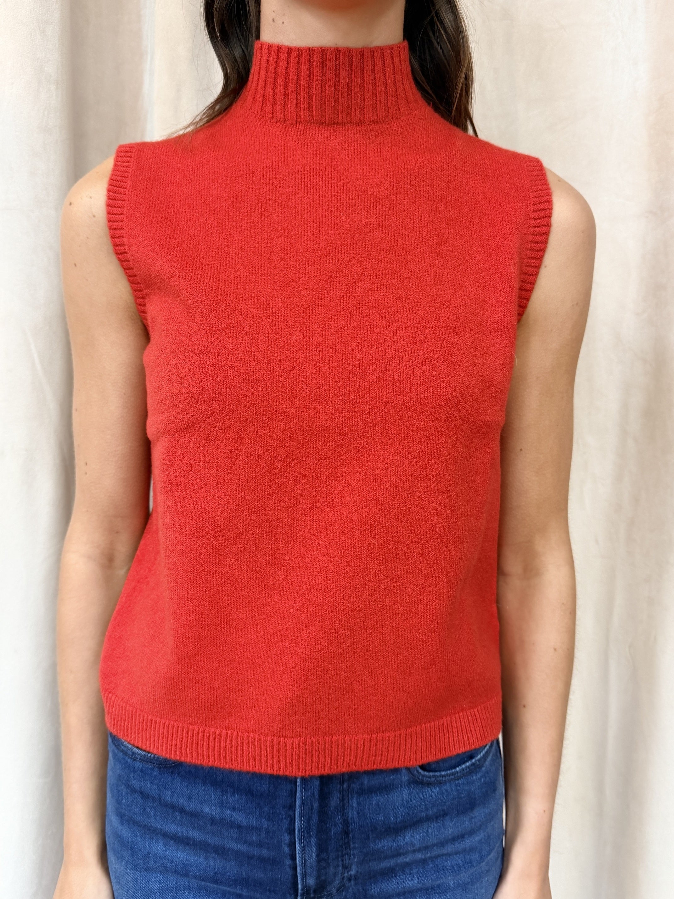 MILIO MILANO ITALIAN KNIT SLEEVELESS TOP