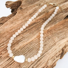 VIRTUE KAMRYN SHELL PEARL NECKLACE