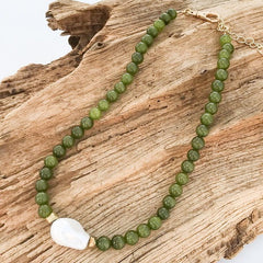 VIRTUE KAMRYN SHELL PEARL NECKLACE