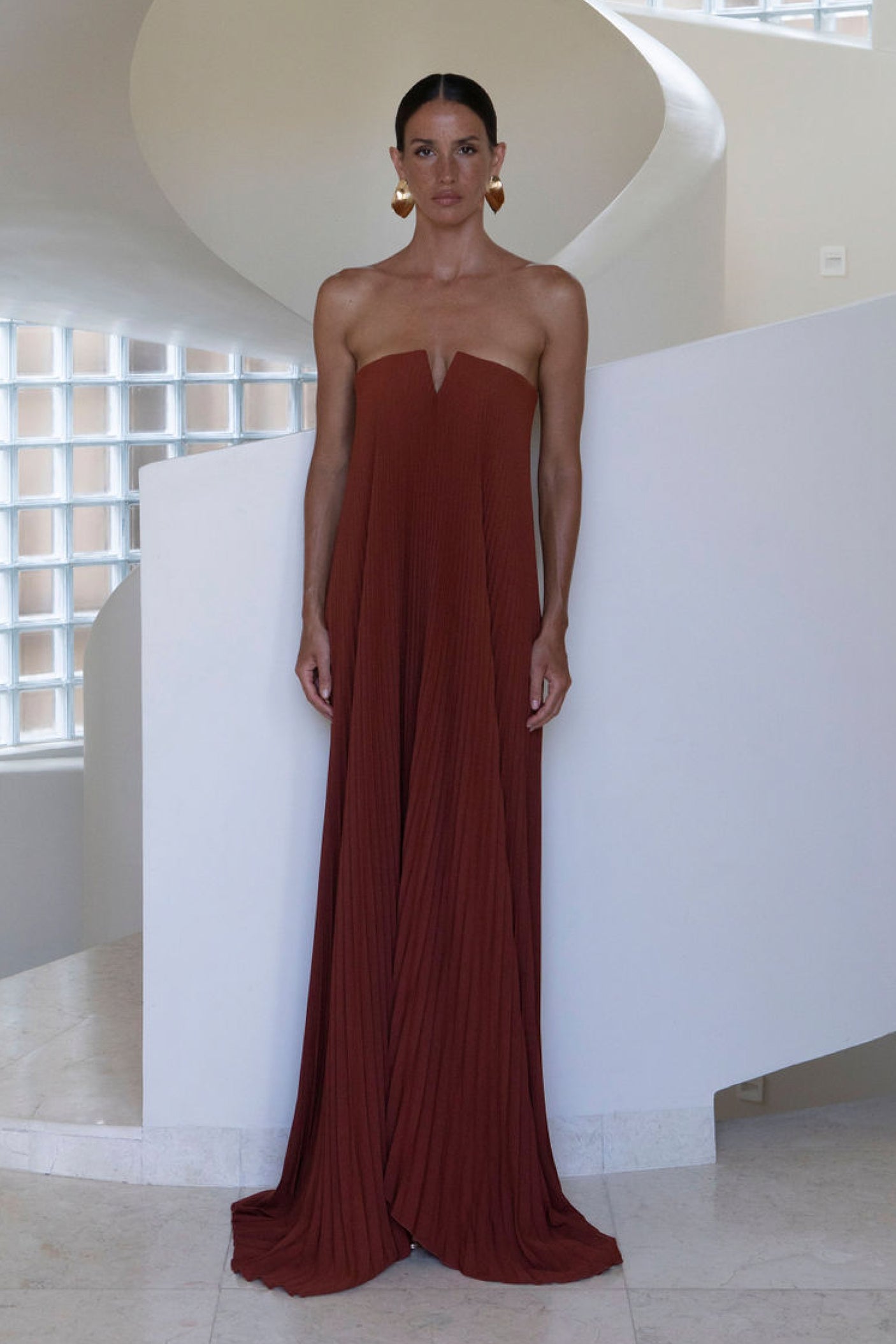 L'IDEE BLACK TIE PLEATED GOWN