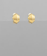 GS TEXTURED METAL CLIP EARRING