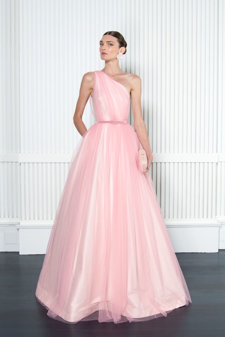 BADGLEY MISCHKA ONE SHOULDER TULLE GOWN