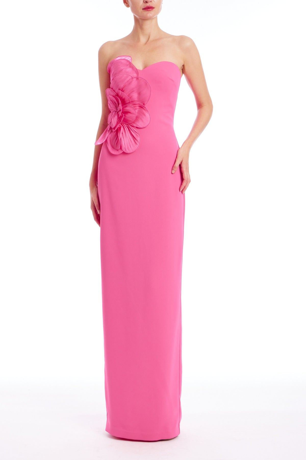 BADGLEY MISCHKA STRAPLESS GOWN W FLORAL APPLIQUE