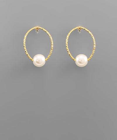 GS TEXTURED OVAL & PEARL EARRING