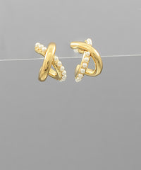 GS BEAD PEARL CROSSOVER EARRIN