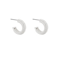 GS 20MM HAMMERED HOOP EARRING