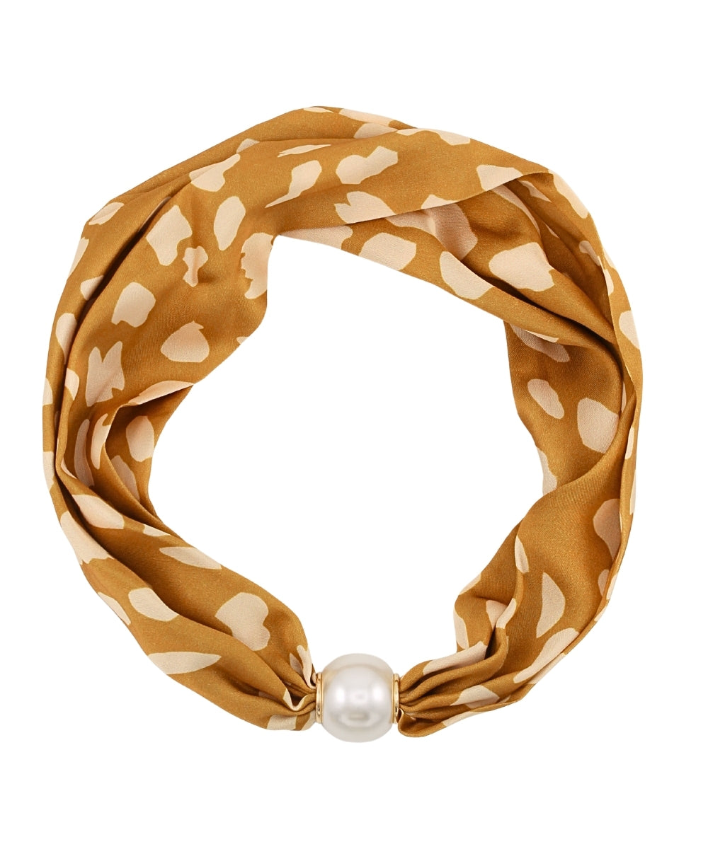 GS PEARL AND SCARF NECKLACE