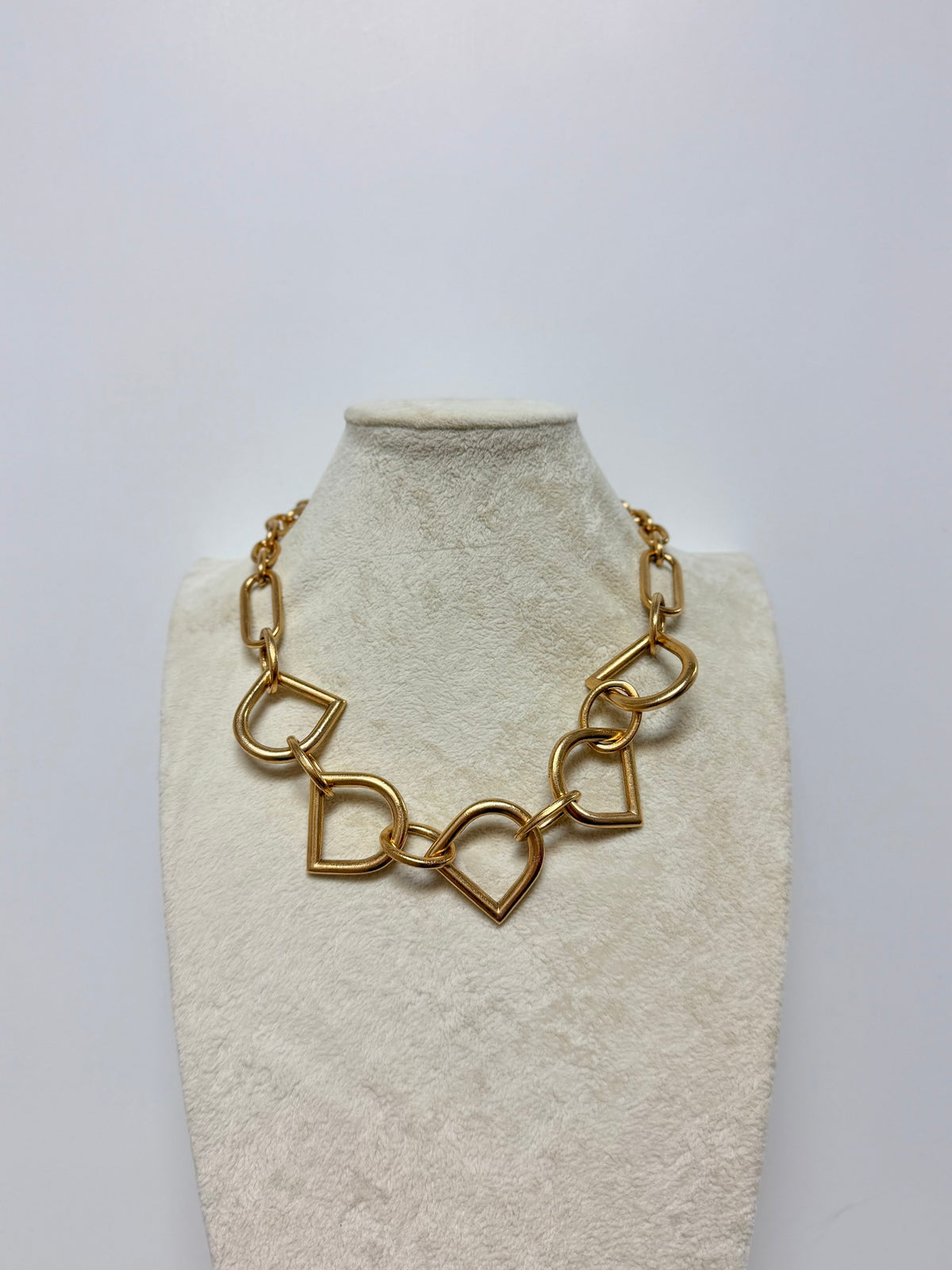 YOCHI FIVE D NECKLACE