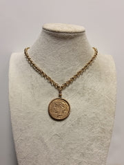 YOCHI THIN INTERLINKED CHAIN W LARGE LADY LIBERTY