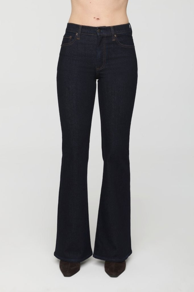PISTOLA KINSLEY MID RISE ULTRA FLARE JEAN