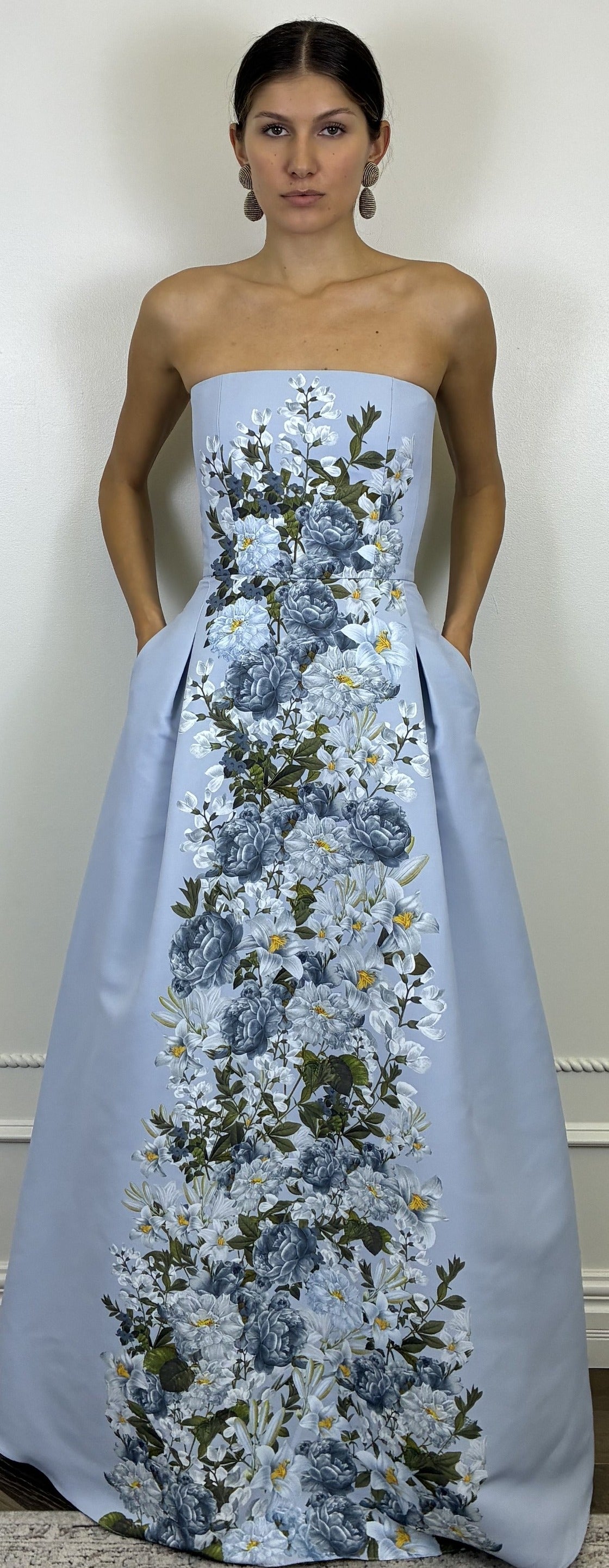 SACHIN & BABI LARISA GOWN