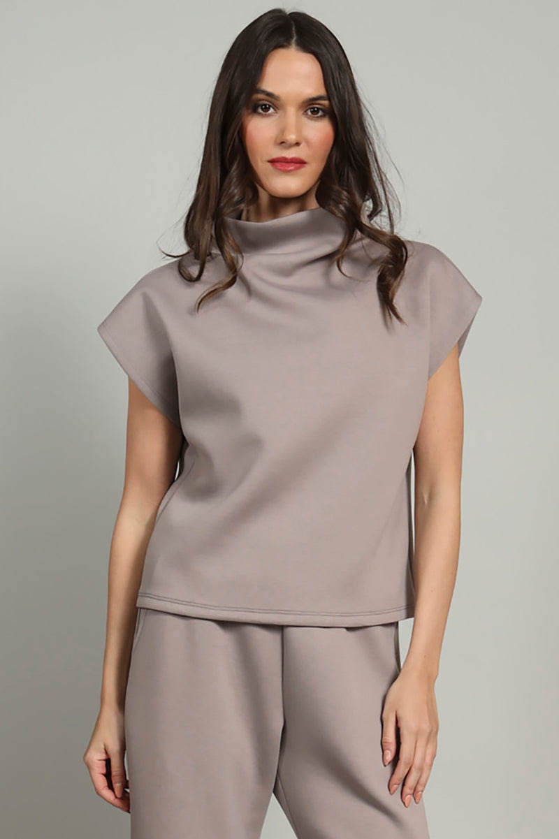 LOLA + SOPHIE SPORTY NEO FUNNEL NECK TOP