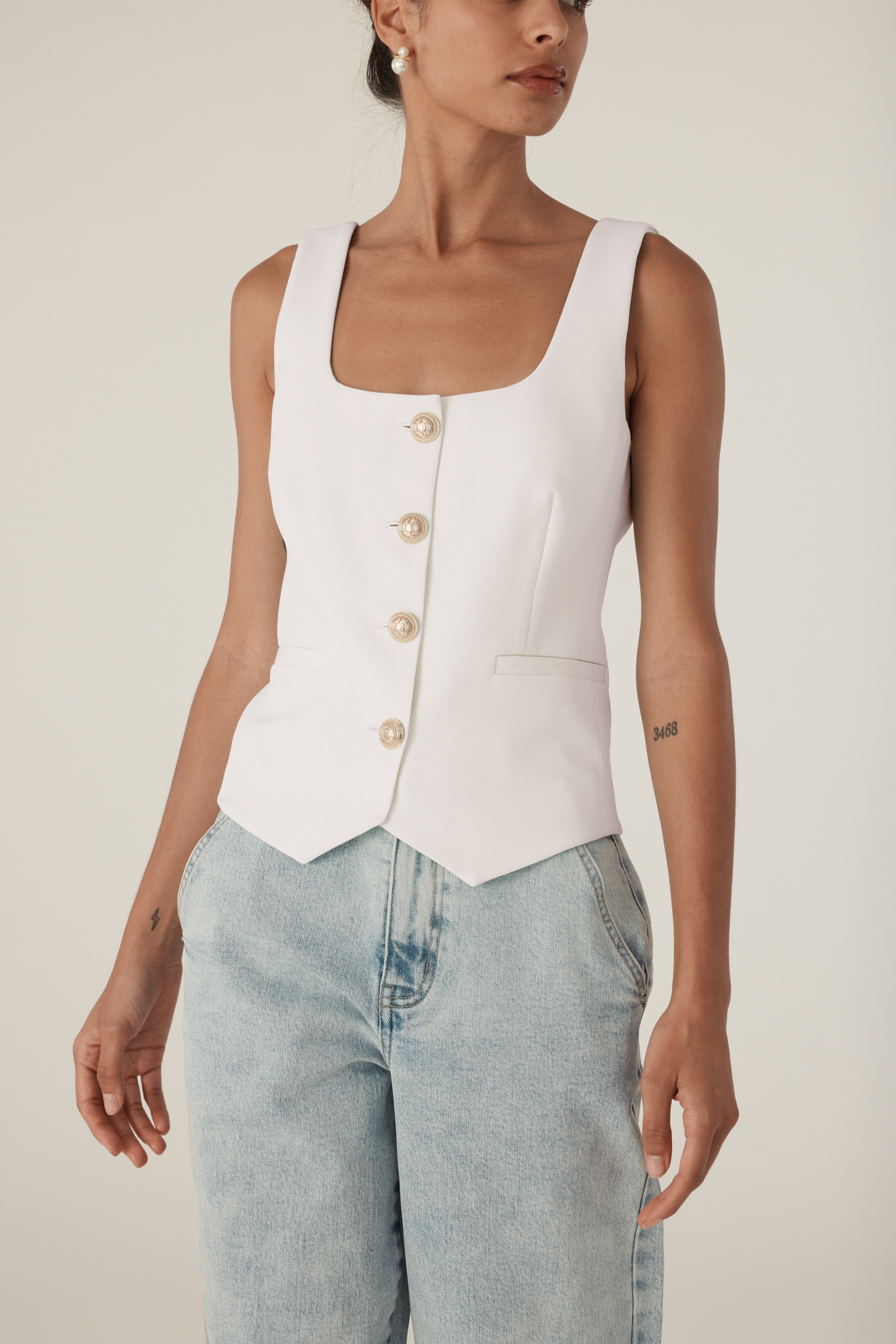 GENERATION LOVE BEATRIZ CREPE TOP